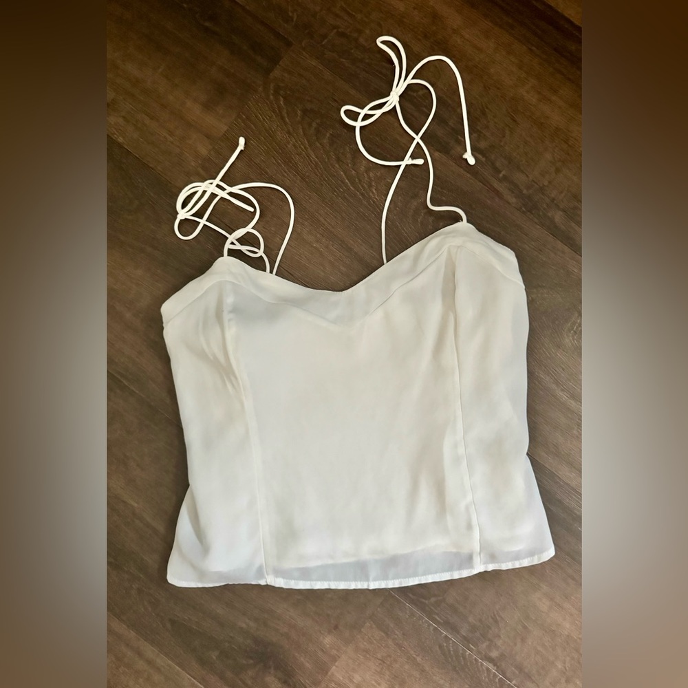 Abercrombie & Fitch halter top. White size small. Excellent condition.